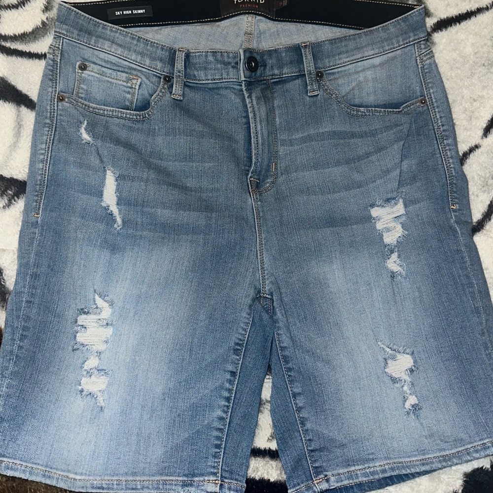 torrid Light Wash High Skinny Denim Shorts